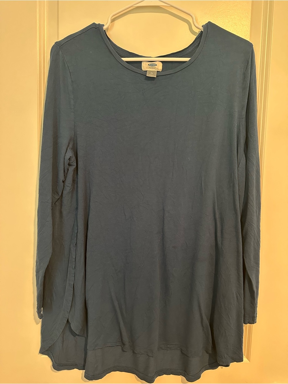 Women’s Old Navy Long Sleeve Tees (lot of 3)